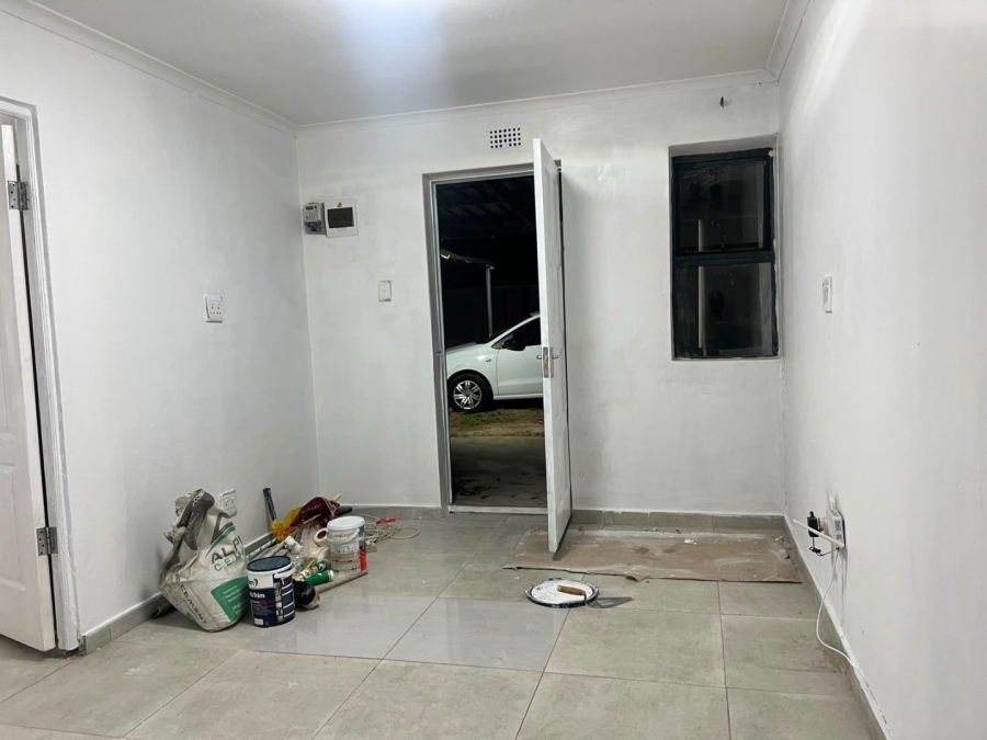 2 Bedroom Property for Sale in Mandalay Western Cape